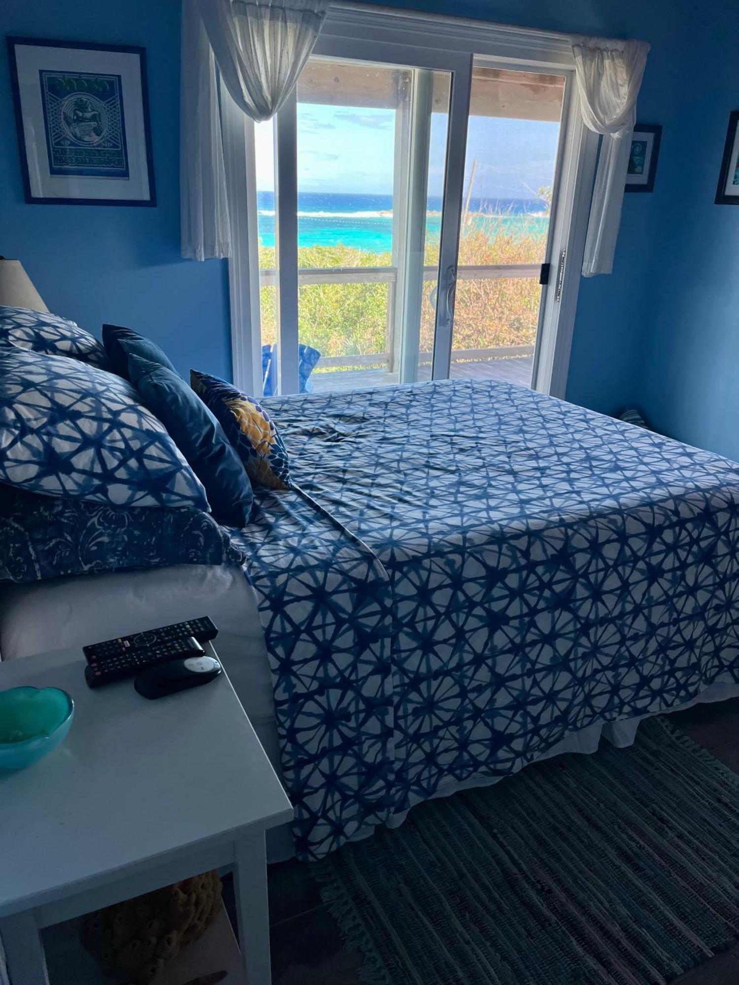 House Of Blue At Turtle Cove Long Island Bahamas Villa Exterior photo